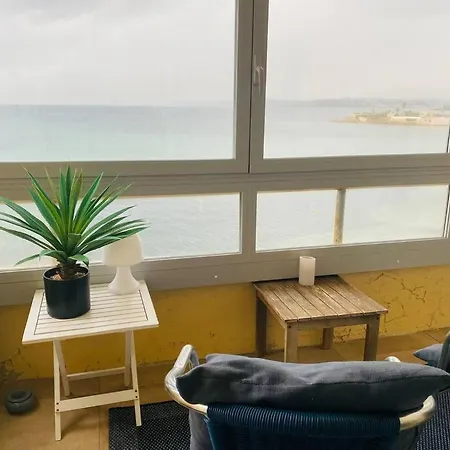 Apartment Penthouse Au Dessus De La Six-Fours-les-Plages
