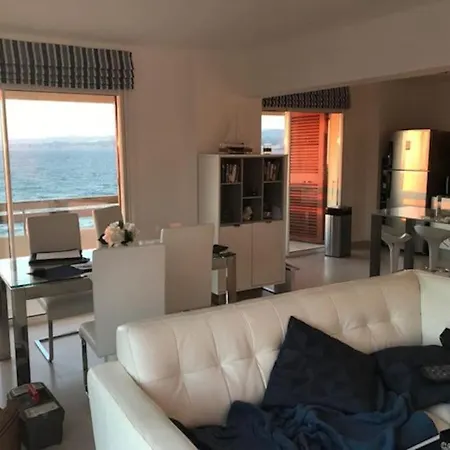 Penthouse Au Dessus De La Apartment